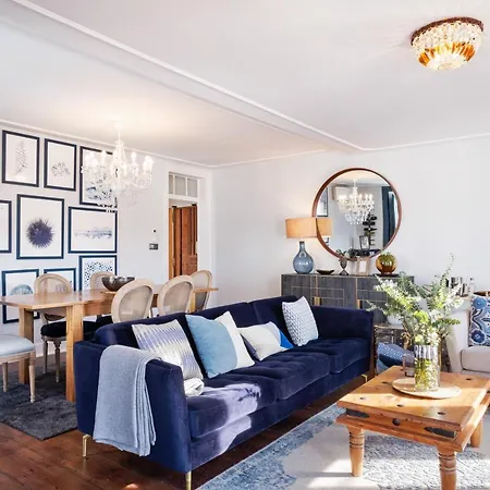 Bella Vista - Modern Classic In Heart Of City Апартаменты *