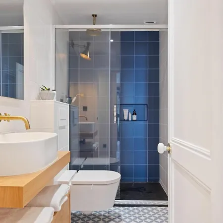 Bella Vista - Modern Classic In Heart Of City Лиссабон
